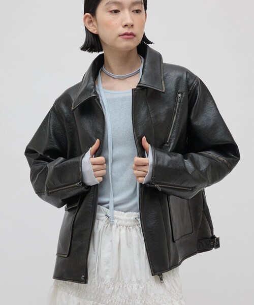 Lui's(ルイス)の「ヴィンテージライクフェイクレザージャケット(ライダースジャケット・レディース・ブラウン/ブラック・F)」の2枚目の写真