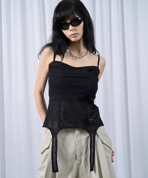 WHO'S WHO gallery(フーズフーギャラリー)の「【SixM】Tulle garter corset(キャミソール・レディース・ブラック/オフホワイト・F)」の1枚目の写真