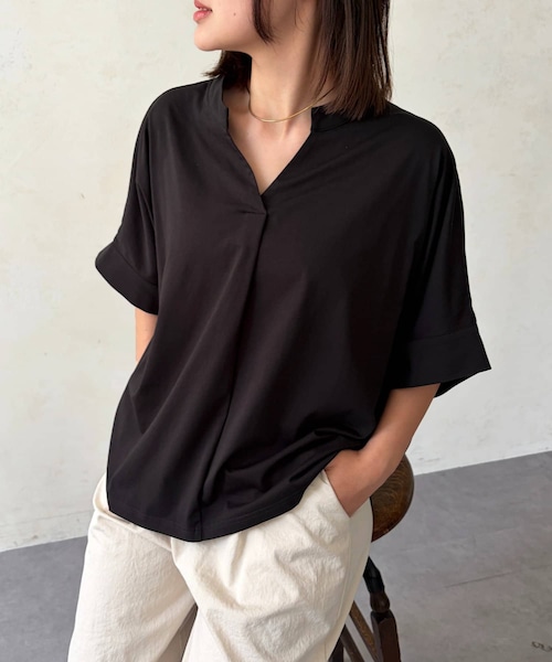 Chez toi(シェトワ)の「シルケット袖ターンBACKプルオーバー(Tシャツ/カットソー・レディース・ブラック/ブラウン/グリーン/オフホワイト・F)」の1枚目の写真