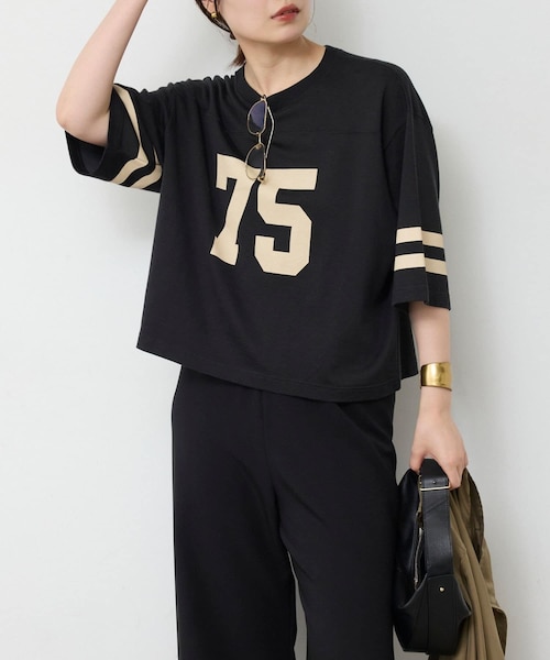 GALLARDAGALANTE(ガリャルダガランテ)の「フットボールTee(Tシャツ/カットソー・レディース・ダークグレー/ボルドー・F)」の1枚目の写真