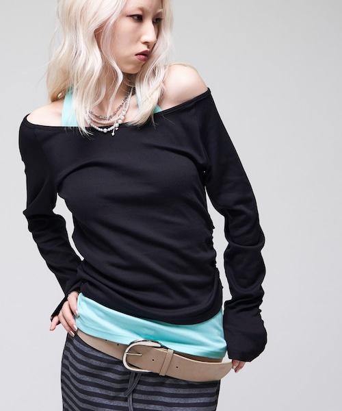 WHO'S WHO gallery(フーズフーギャラリー)の「【WEB限定】【SLOPPY】バックオープンギャザートップス(Tシャツ/カットソー・レディース・オフホワイト/スカイブルー/パープル/ブラウン/ブラック・F)」の2枚目の写真