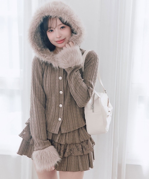OLIVE des OLIVE(オリーブデオリーブ)の「【Premium order】ケーブルパーカー(トップス・レディース・ピンク/ブラック/サックスブルー/モカ/オフホワイト・FREE)」の4枚目の写真
