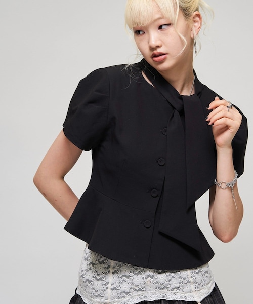 WHO'S WHO gallery(フーズフーギャラリー)の「【SixM】Chic Puff Jacket(テーラードジャケット・レディース・ブラック/グレー・F)」の1枚目の写真