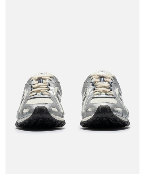 NEW BALANCE(ニューバランス)の「204L(その他・メンズ・other・US 8.5 ""/ W 10/US 9 ""/ W 10.5/US 8 ""/ W 9.5/US 9.5 ""/ W 11/US 10 ""/ W 11.5/US 10.5 ""/ W 12/US 11 ""/ W 12.5)」の2枚目の写真