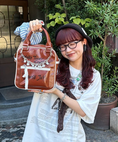 CIAOPANIC(チャオパニック)の「【まるお(@_maruoo0___)企画】トキメけバッグ(ショルダーバッグ・レディース・ブラック/ブラウン・F)」の2枚目の写真