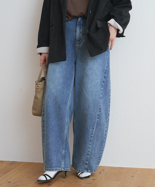 PUAL CE CIN(ピュアルセシン)の「バレルシルエットデニムパンツ(デニムパンツ・レディース・ブルー/インディゴブルー・FREE)」の2枚目の写真