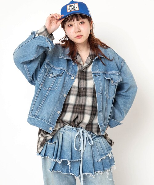 RNA（アールエヌエー）の「J2194 ワイドショートGジャン（ジャケット/アウター・レディース・中色）」の3枚目の写真