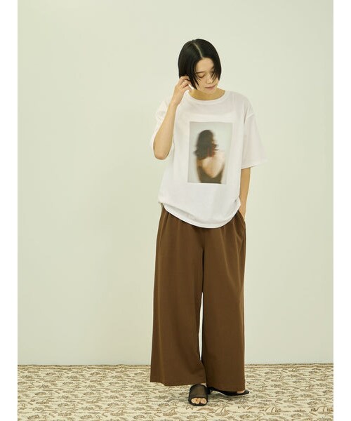 VICKY(ビッキー)の「ひんやりフォトTシャツ(トップス・レディース・オフホワイト/ホワイト系その他/アイボリー・M)」の6枚目の写真