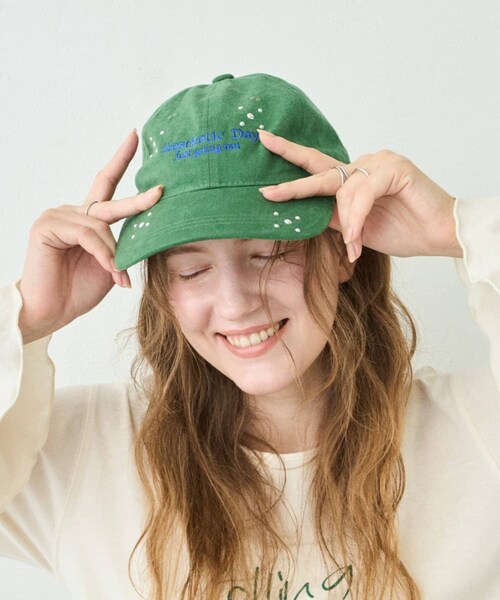 CIAOPANIC TYPY(チャオパニックティピー)の「【WEB限定】スタッズデザイン刺繍キャップ(キャップ・レディース・アイボリー/チャコールグレー/ブルー/グリーン・ONE)」の3枚目の写真