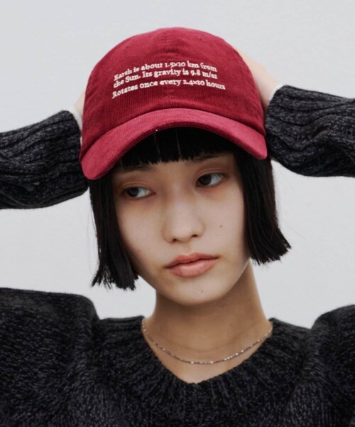 CIAOPANIC TYPY(チャオパニックティピー)の「コーデュロイロゴ刺繍キャップ(キャップ・レディース・レッド/ベージュ/サックスブルー/グリーン・ONE)」の1枚目の写真