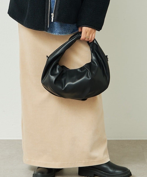 PUAL CE CIN(ピュアルセシン)の「【@remi_usus企画】ワイドハンドル2WAY BAG(バッグ・レディース・ブラックその他1/シルバーその他1・F)」の1枚目の写真