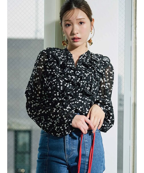 MERCURYDUO（マーキュリーデュオ）の「ダブルラッフルバイカラーパイピングブラウス（シャツ/ブラウス・レディース・アイボリー/ライトグレー/ブラック・F）」の4枚目の写真