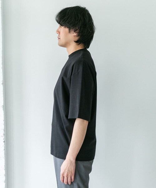 URBAN RESEARCH DOORS（アーバンリサーチドアーズ）の「『UR TECH』防汚ワイドテーパードTシャツ（Tシャツ/カットソー・メンズ・BLUE/WHITE/BLACK・M/L）」の13枚目の写真