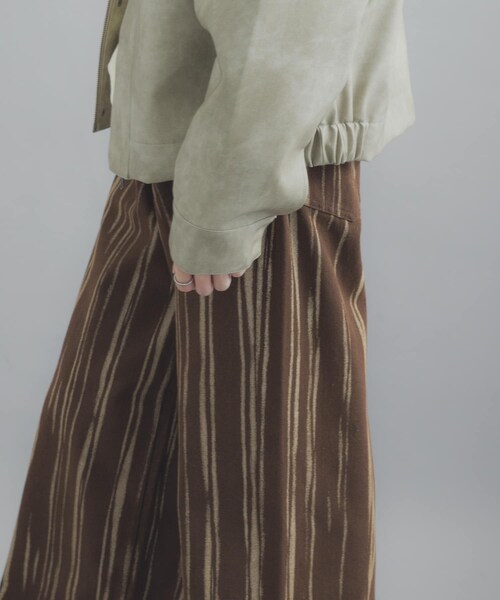 SENSE OF PLACE by URBAN RESEARCH(センスオブプレイスバイアーバンリサーチ)の「マーブルプリントワイドデニム(デニムパンツ・メンズ・BROWN/OLIVE・M/L)」の9枚目の写真