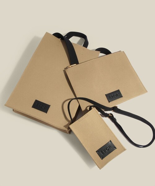 ROPE'（ロペ）の「【E'POR】GADGET TABLET CASE（ポーチ・レディース・ブラック/ベージュ・F）」の10枚目の写真