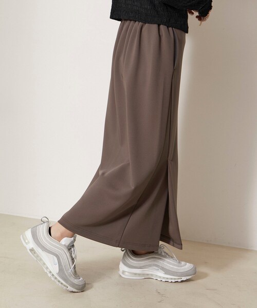 NERGY（ナージー）の「【skin wear】UV＆接触冷感＆保湿加工 Airy jerseyイージーラップスカート（スカート・レディース・イエロー/ブラウン・F）」の13枚目の写真