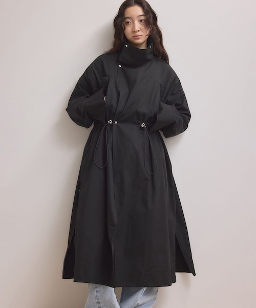 ADAM ET ROPE'(アダムエロペ)の「【WEB限定】・【サステナブル】スタンドカラーロングモッズコート(モッズコート・レディース・ブラック/オフホワイト/ブラウン系・F)」の4枚目の写真