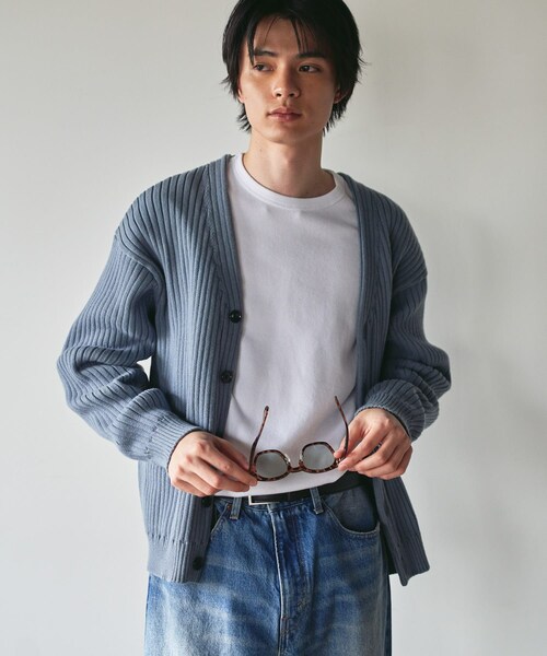 URBAN RESEARCH(アーバンリサーチ)の「new basic COTTON CASHMERE WIDE RIB CARDIGAN(カーディガン/ボレロ・メンズ・CEMENT/L SAX/NAVY・M/L)」の9枚目の写真