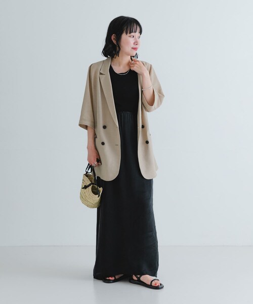 URBAN RESEARCH（アーバンリサーチ）の「『2サイズ展開』キュプラサテンストレートスカート（スカート・レディース・BEIGE/BLACK/BROWN・36/38）」の14枚目の写真
