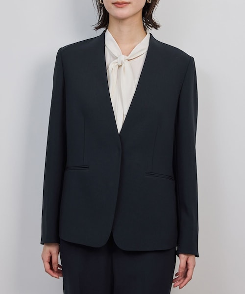 ROPE'（ロペ）の「トリアセダブルクロス Ｖネックジャケット/イージーケア・セットアップ対応・25AW（ノーカラージャケット・レディース・ネイビー・36/38/40）」の12枚目の写真