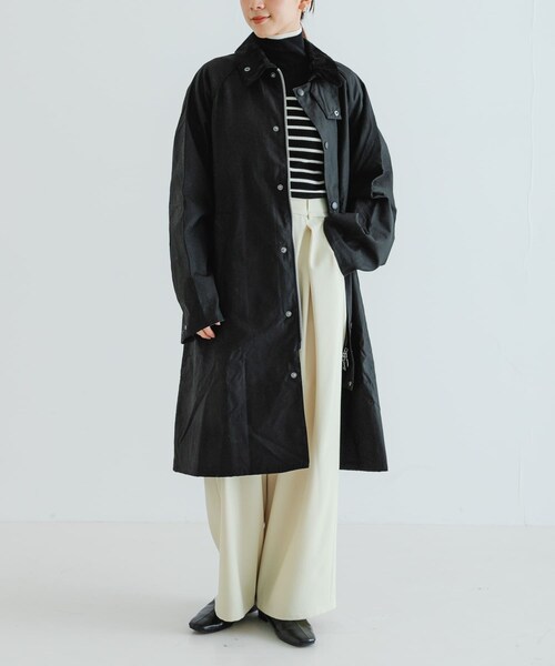 URBAN RESEARCH（アーバンリサーチ）の「Barbour　MODIFIED EXMOOR WAX COAT（テーラードジャケット・レディース・SAGE/BLACK・36/38）」の2枚目の写真