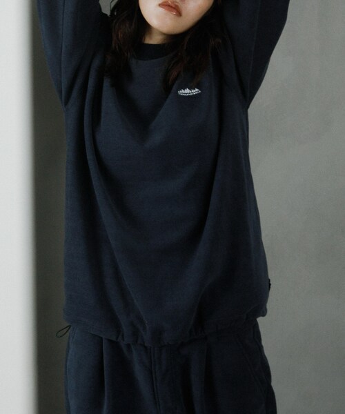 URBAN RESEARCH（アーバンリサーチ）の「『別注』THOUSAND MILE×URBAN RESEARCH　ニットフリースクルーネックプルオーバー（その他トップス・メンズ・BLACK/CHARCOAL/NAVY/OFF・M/L）」の21枚目の写真