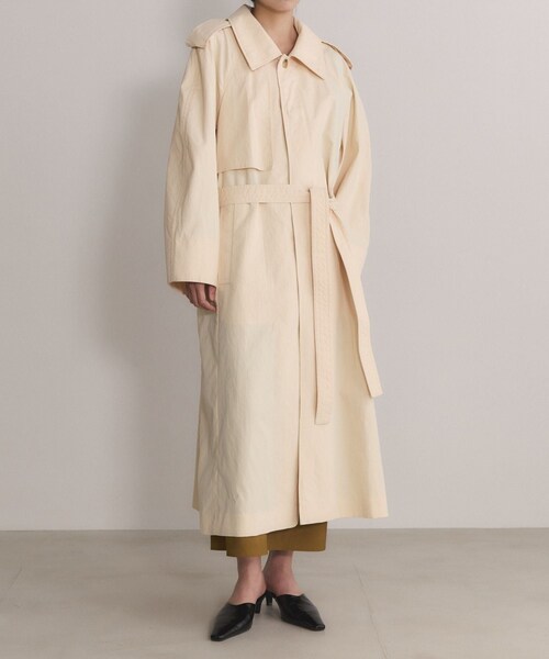 ADAM ET ROPE'（アダムエロペ）の「【EMOELLE】タスランナイロントレンチコート（トレンチコート・レディース・グレー/キナリ・36/38）」の2枚目の写真