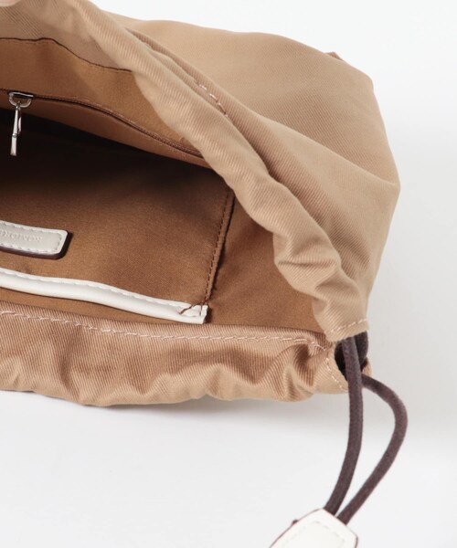 URBAN RESEARCH ROSSO（アーバンリサーチロッソ）の「KOMOREBI MUSEUM　MESH BAG（ハンドバッグ・レディース・IVORY/BLACK・-）」の6枚目の写真
