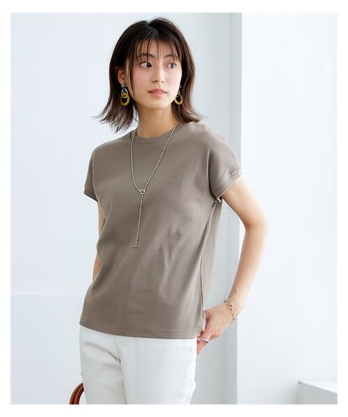 nissen（ニッセン）の「ＵＶカット綿１００％フライス素材フレンチスリーブＴシャツ（Tシャツ/カットソー・レディース・オフホワイト/黒/ダスティ―ピンク/ブルー/ディープグリーン/ブラッドオレンジ/カーキグレー/グレージュ/ローズ/ラベンダー・S/M/L/LL/3L）」の21枚目の写真