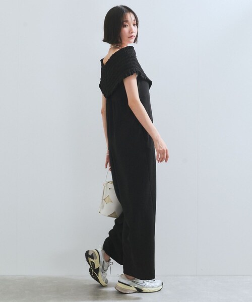 VIS（ビス）の「シャーリングオフショルダーオールインワン（つなぎ/オールインワン・レディース・ブラック/ブルー系・F）」の7枚目の写真