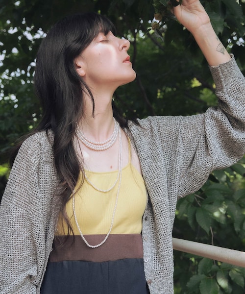 URBAN RESEARCH（アーバンリサーチ）の「ブークレメッシュニットカーディガン（カーディガン/ボレロ・レディース・M.BLACK/OFF/BLACK・FREE）」の2枚目の写真