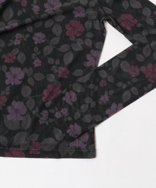 URBAN RESEARCH（アーバンリサーチ）の「AMOMENTO　FLORAL MOCK NECK TOP（Tシャツ/カットソー・レディース・BLACK・0）」の5枚目の写真