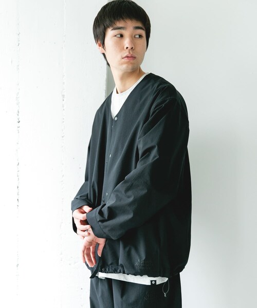 URBAN RESEARCH DOORS（アーバンリサーチドアーズ）の「『別注』Marmot×DOORS　DOTAIR CARDIGAN SHIRTS（ノーカラージャケット・メンズ・INK BLACK/BLUE GRAY/KHAKI・M/L/XL）」の6枚目の写真