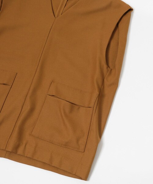 LAATO（ラート）の「COCOON OVER VEST（ベスト・レディース・キャラメル/チャイ・FREE）」の7枚目の写真