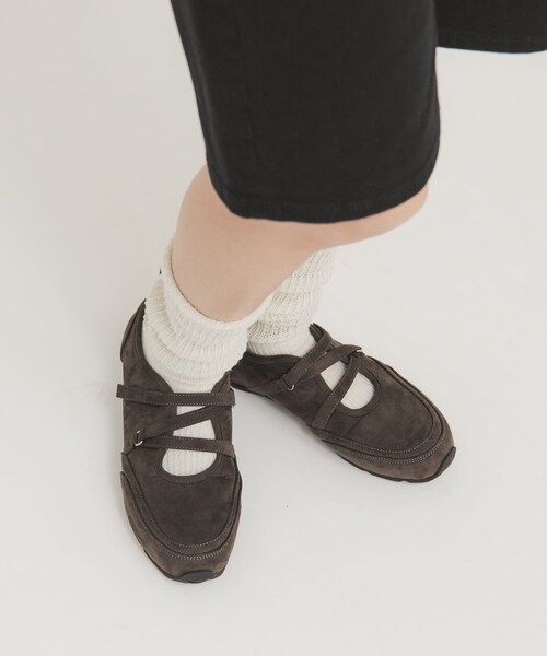 KBF（ケイビーエフ）の「メリージェーンスニーカー（スニーカー・レディース・BROWN/CHARCOAL・36/37/38）」の9枚目の写真