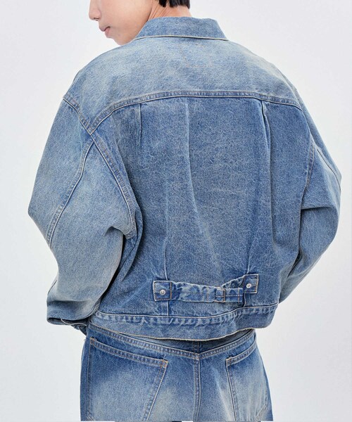 ADAM ET ROPE'(アダムエロペ)の「WASHED DENIM CROPPED JACKET(デニムジャケット・レディース・ブルー系・38/40/42)」の16枚目の写真
