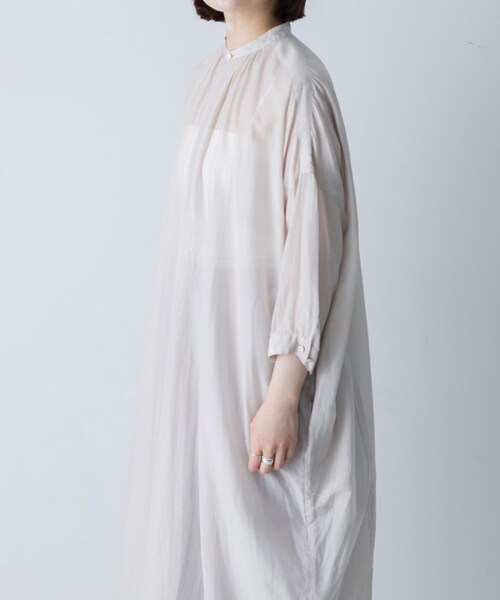 かぐれ(カグレ)の「suzuki takayuki FEATHER DRESS(ワンピース・レディース・PEARL MIST/C BLOSSOM・Free)」の4枚目の写真