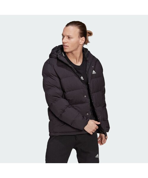 adidas（アディダス）の「Helionic フード付きダウンジャケット
