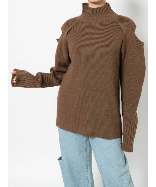 Ungrid（アングリッド）の「オープンショルダーデザインニット（ニット/セーター・レディース・ブラウン/アイボリー/ライトグレー/ブラック/オレンジ・F）」の8枚目の写真