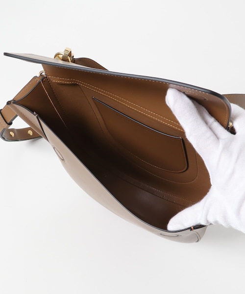 URBAN RESEARCH ROSSO（アーバンリサーチロッソ）の「WANDLER　Hortensia Bag Medium（ハンドバッグ・レディース・Saddle/Gingerbre・-）」の10枚目の写真