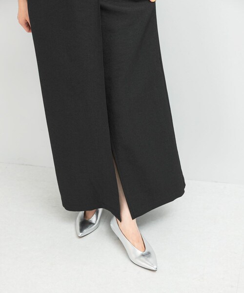 URBAN RESEARCH ROSSO（アーバンリサーチロッソ）の「UVカットストレートタックスカート（スカート・レディース・GREIGE/BLACK・36/38）」の18枚目の写真