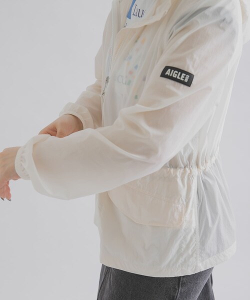 THE GOODLAND MARKET（ザグッドランドマーケット）の「AIGLE　超軽量 撥水 UVカット フーディショートジャケット（テーラードジャケット・レディース・LAIT/LILAS・36/38）」の7枚目の写真