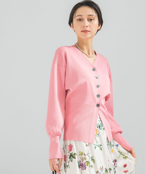 URBAN RESEARCH ROSSO（アーバンリサーチロッソ）の「Vネックリブフロント釦デザインニット（カーディガン/ボレロ・レディース・L/GREIGE/PINK・Free）」の18枚目の写真