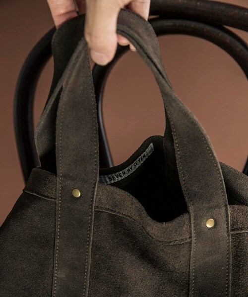 URBAN RESEARCH（アーバンリサーチ）の「『別注』SEVEN BY SEVEN×URBAN RESEARCH　LEATHER TOTE BAG（トートバッグ・メンズ・ECRU/CHACOAL/D.BROWN/OLIVE・Free）」の14枚目の写真