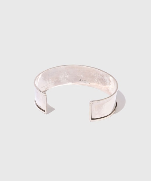 ADAM ET ROPE'(アダムエロペ)の「【Adawat'n Tuareg/アダワット トゥアレグ】Agharass(バングル/リストバンド・メンズ・シルバー・M/S)」の6枚目の写真