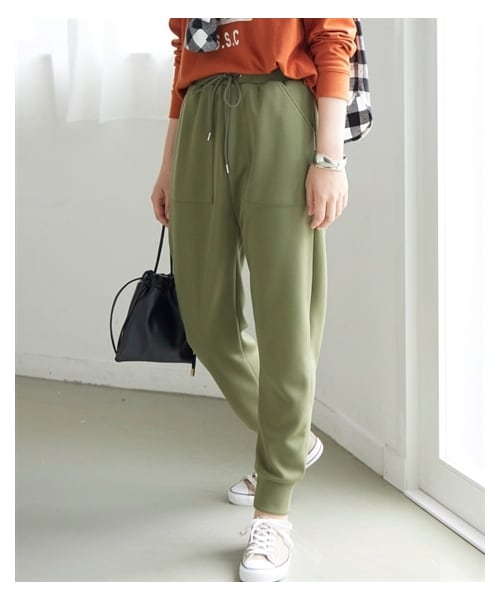 nissen（ニッセン）の「大きいサイズ【贅沢質感】ダンボールスウェットパンツ（ゆったりヒップ）（スウェットパンツ・レディース・カーキ/黒/ネイビー/ベージュ・L/LL/3L/4L/5L/6L/8L/10L）」の18枚目の写真