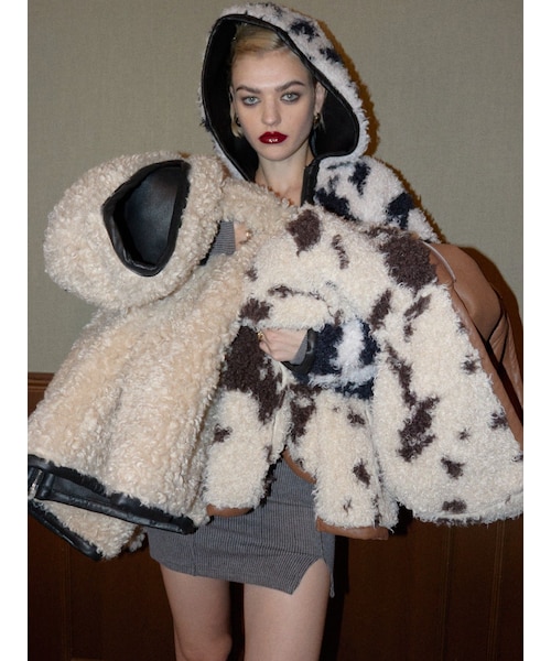 EVRIS（エヴリス）の「リバーシブルフードボアブルゾン（ブルゾン