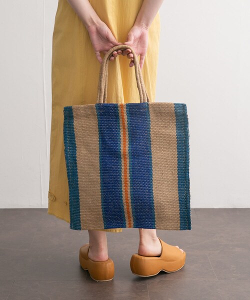 KBF（ケイビーエフ）の「MAISON BENGAL　NEW JUTE PORESH BAG（トートバッグ・レディース・ORANGE/ROYAL/BROWN・FREE）」の12枚目の写真