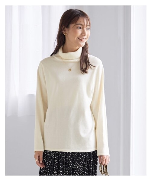 nissen（ニッセン）の「大きいサイズ 優しい肌触りの定番タートルネックセーター（ニット/セーター・レディース・オフホワイト/杢グレー/黒/コバルトブルー/セルリアンブルー/モカ/パープル・L/LL/3L/4L/5L/6L/8L/10L）」の4枚目の写真