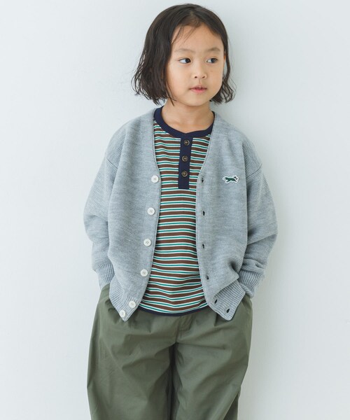 URBAN RESEARCH DOORS(アーバンリサーチドアーズ)の「『別注』PENNEYS×DOORS THE FOX Vネックカーディガン(KIDS)(カーディガン/ボレロ・キッズ・RED/BLUE/TOP GRAY・105/120/135)」の8枚目の写真
